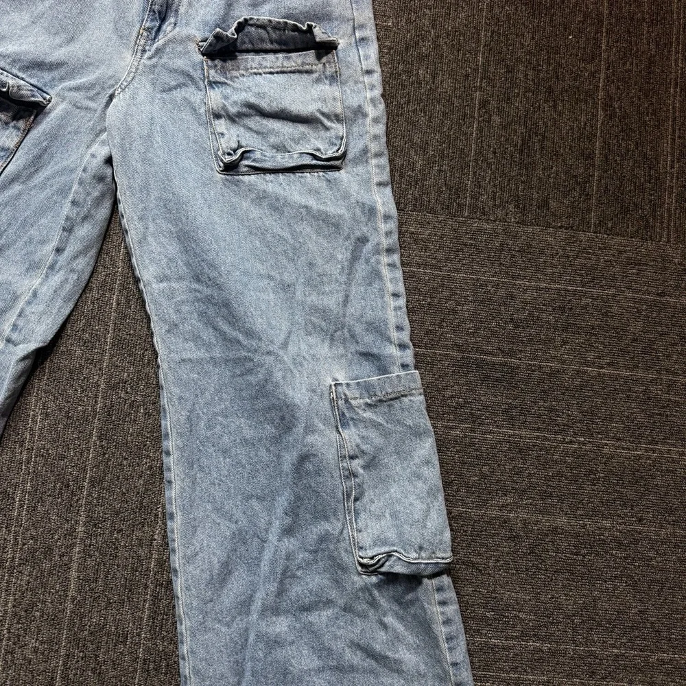 Women's RSQ Baggy Denim Cargo Jeans Light Wash Size 27x28 - Picture 2 of 7